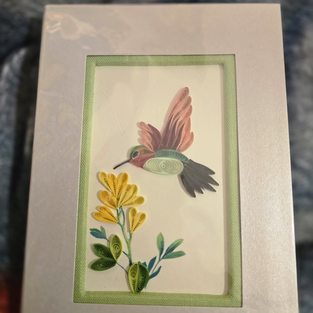 Hummingbird Quilling Card Journal - Picture 2 of 5